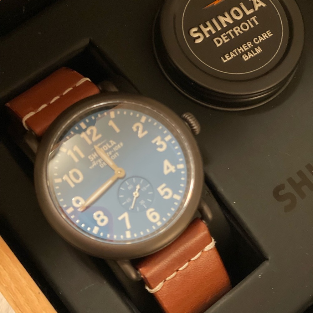 Shinola Runwell- excellent used condition